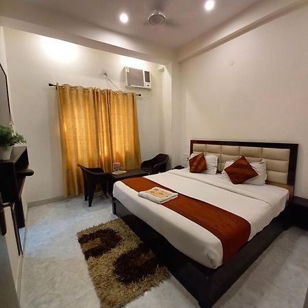 Hotel Banke Bihari Haridwār Екстериор снимка