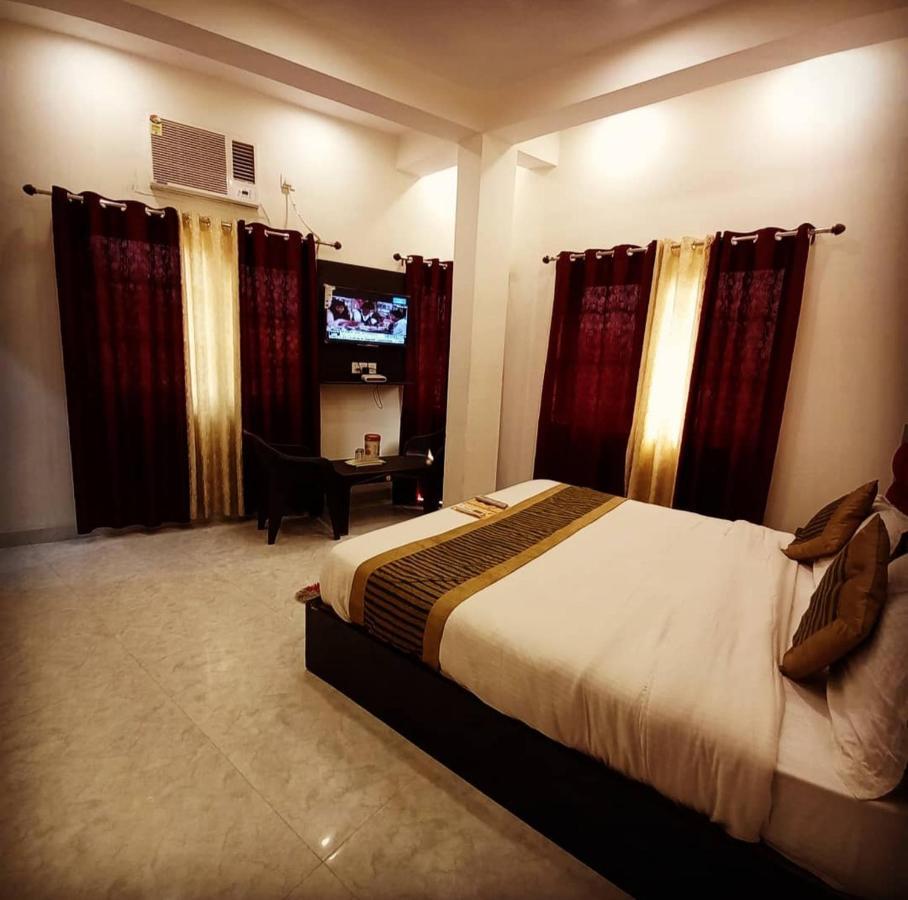 Hotel Banke Bihari Haridwār Екстериор снимка