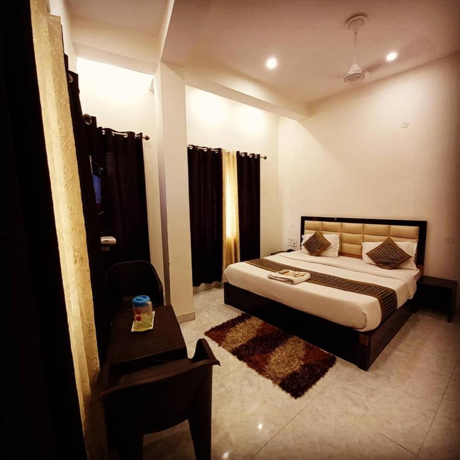 Hotel Banke Bihari Haridwār Екстериор снимка