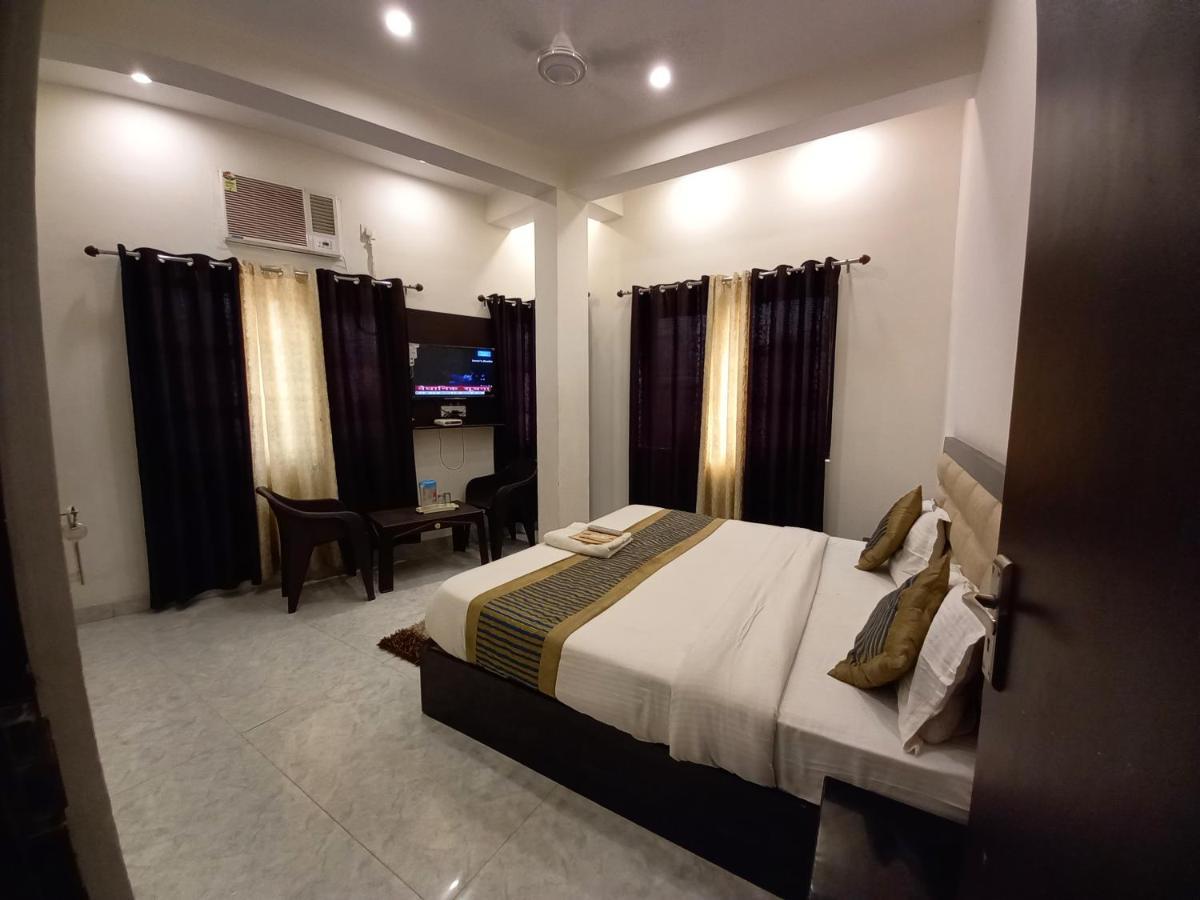 Hotel Banke Bihari Haridwār Екстериор снимка